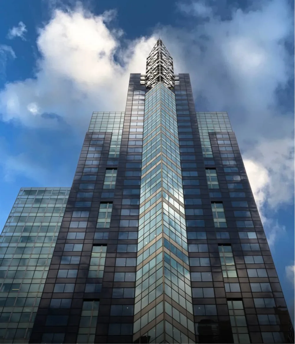 1540 Broadway building exterior featured in the property website